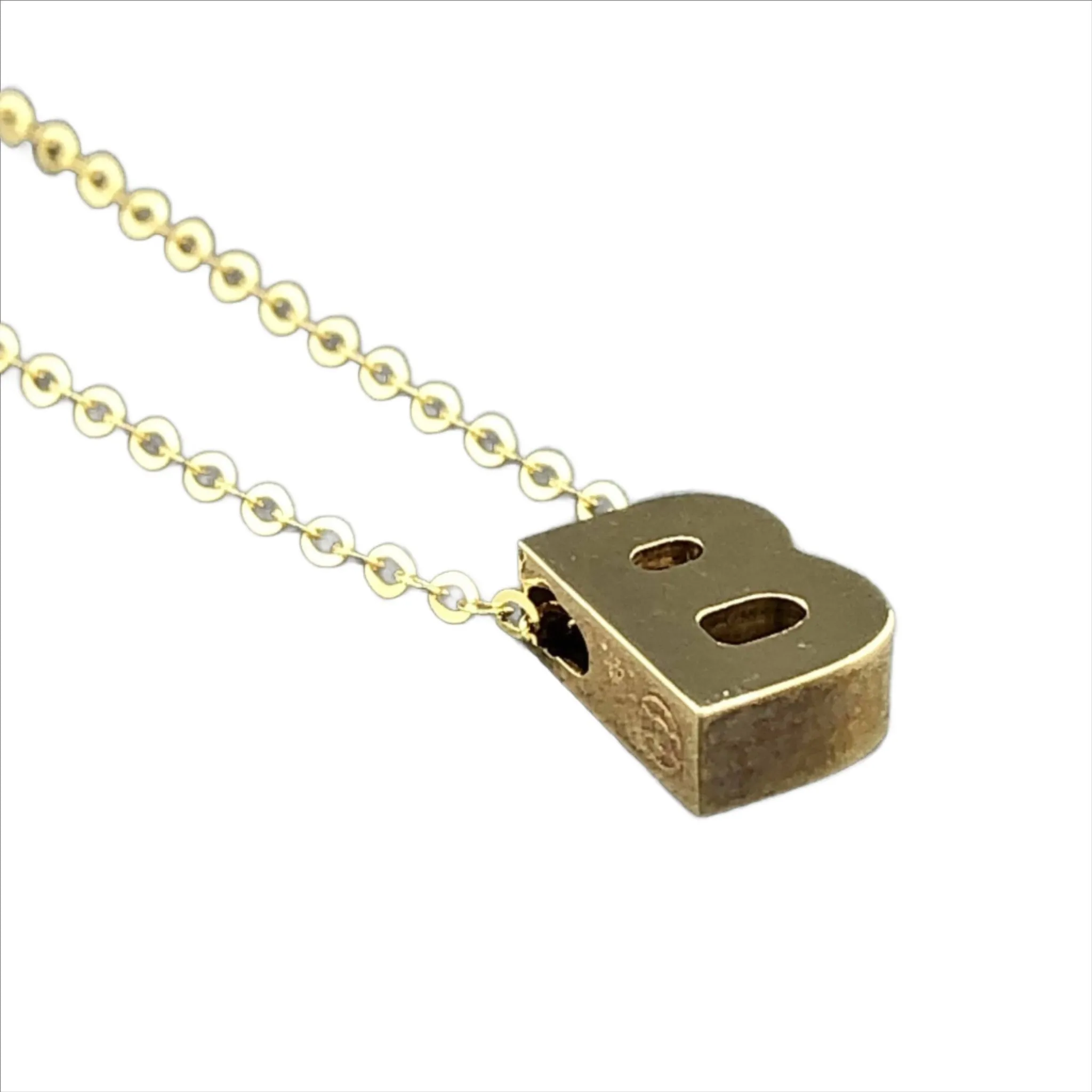 14K Y Gold initial 'B' pendant