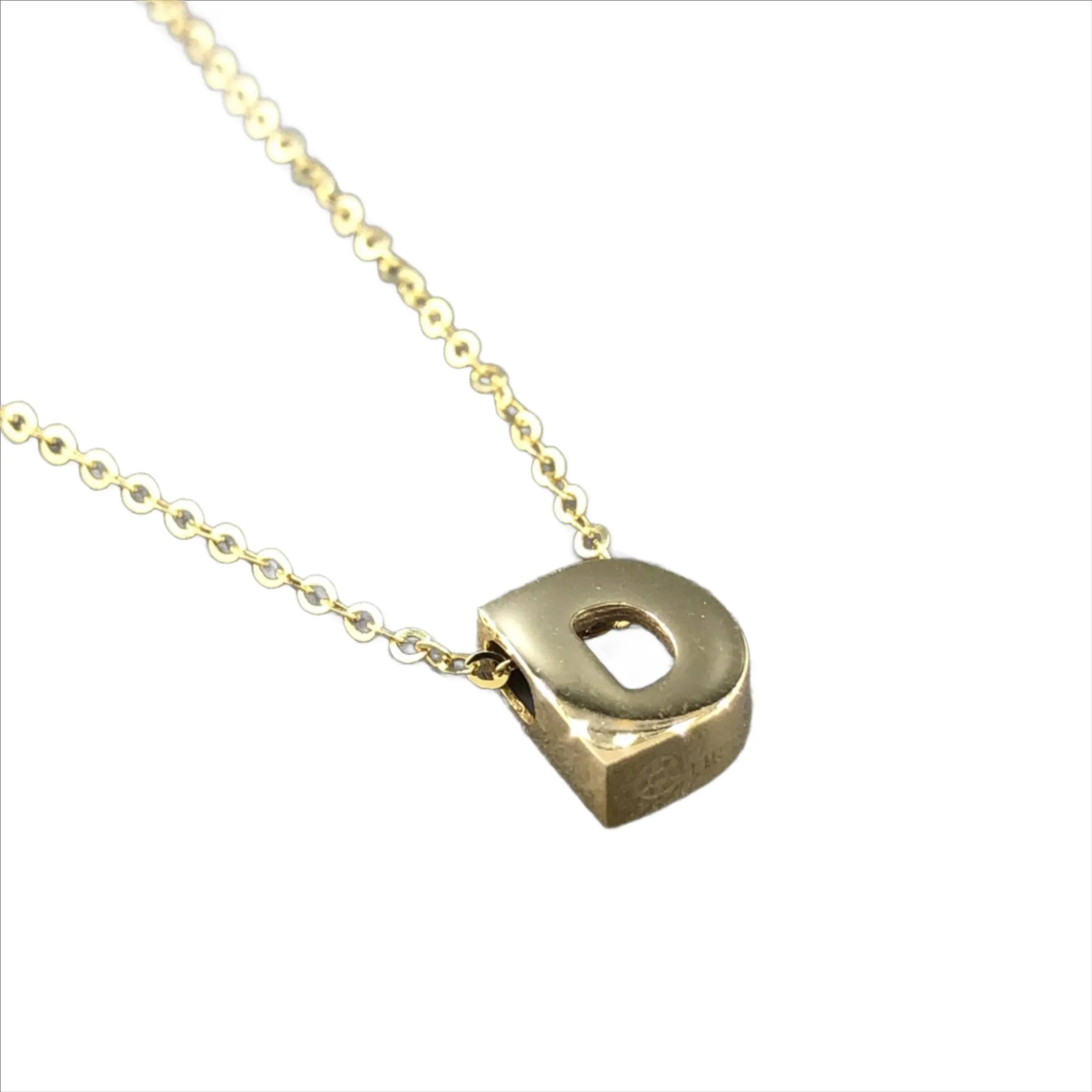 14K Y Gold initial 'D' pendant
