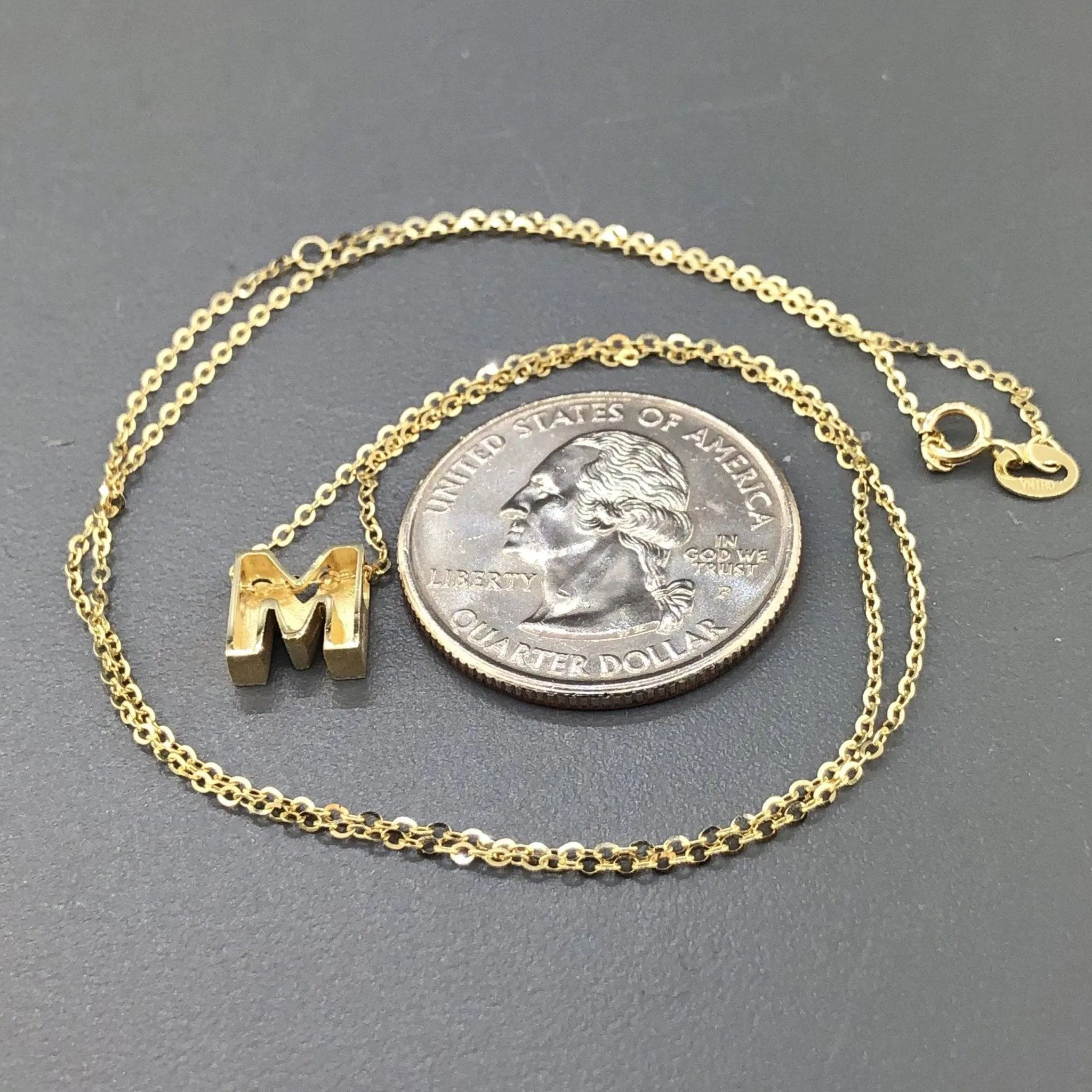 14K Y Gold initial 'M' pendant
