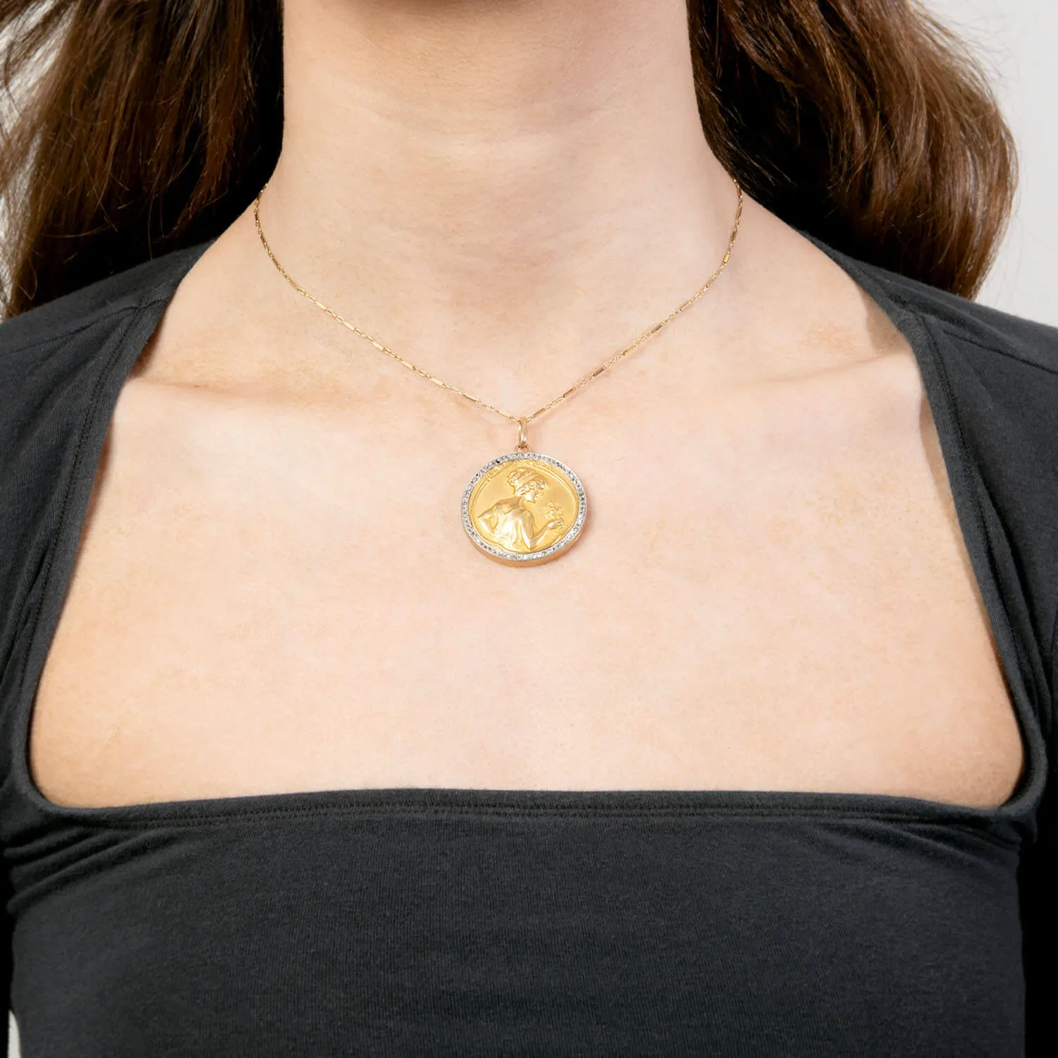 Art Nouveau 18k/Platinum Diamond Repousse Goddess Locket