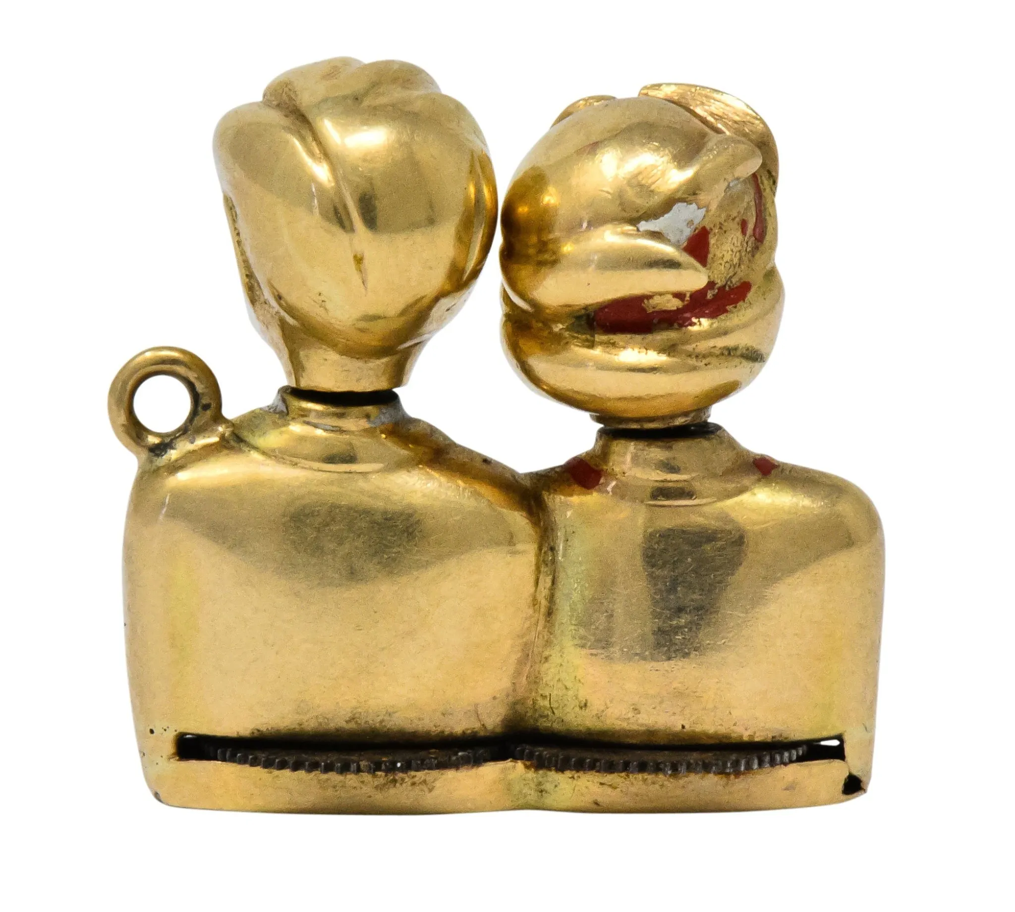 Art Nouveau Enamel 14 Karat Gold Moveable Kissing Couple Charm