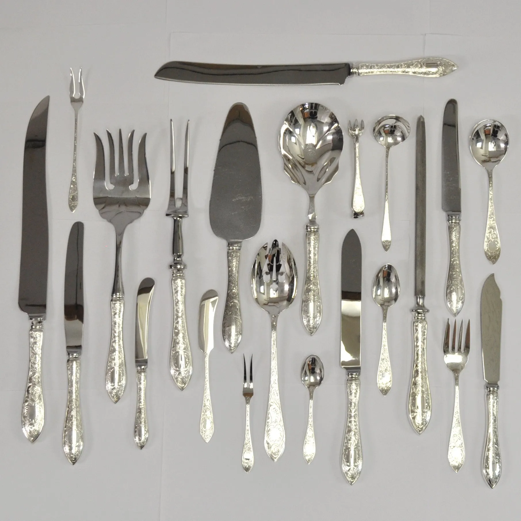 BIRKS TUDOR SCROLL - Individual Place Setting & Serving Pieces