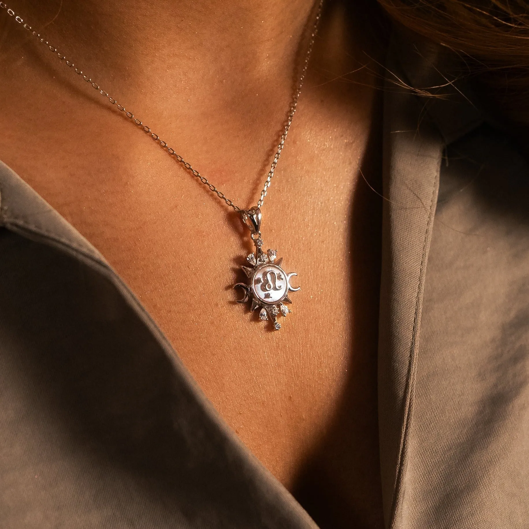 Celestial Horoscope Pendant - Leo