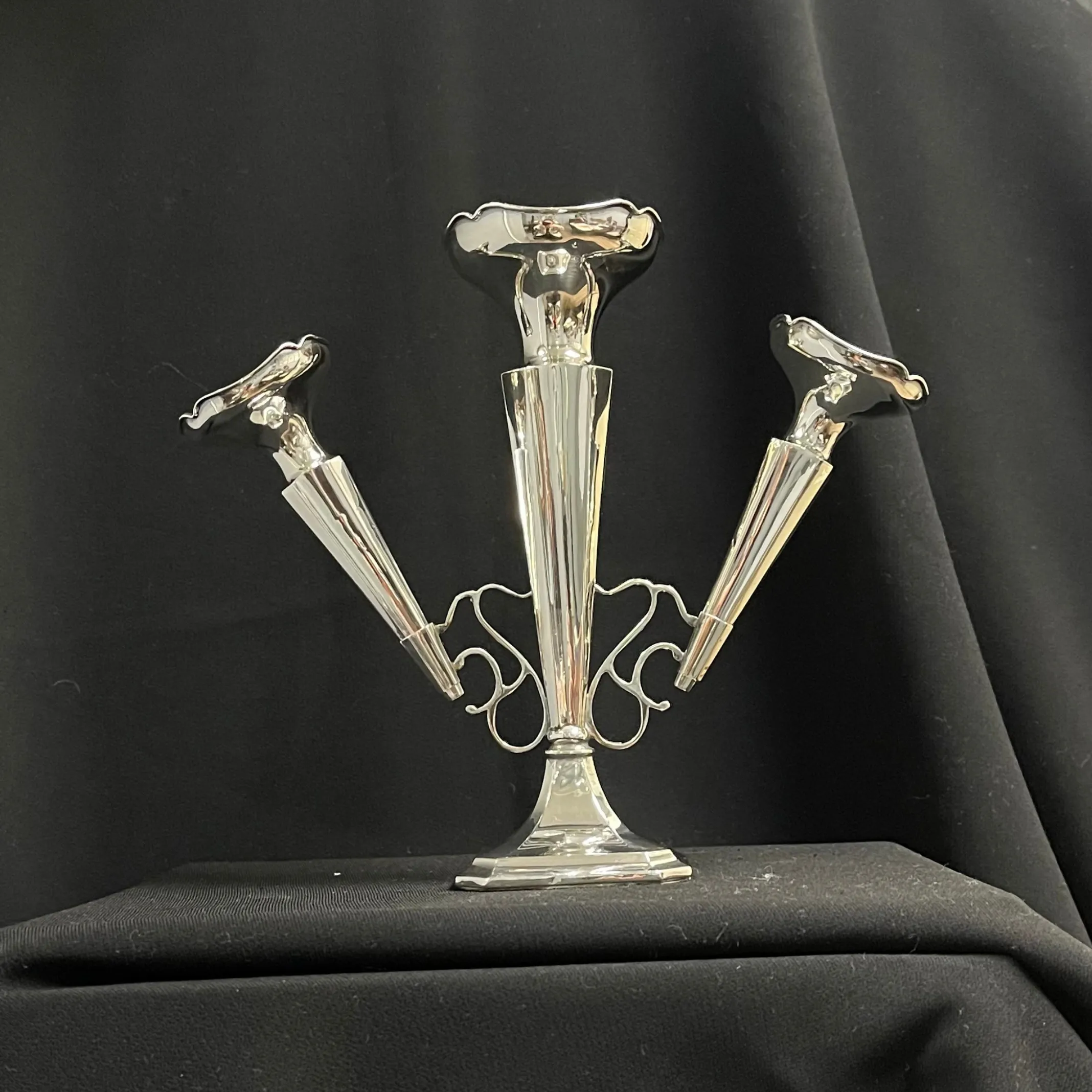 Clark & Sewell (Chester) Sterling Silver Epergne Trumpet Vase Centerpiece 1927