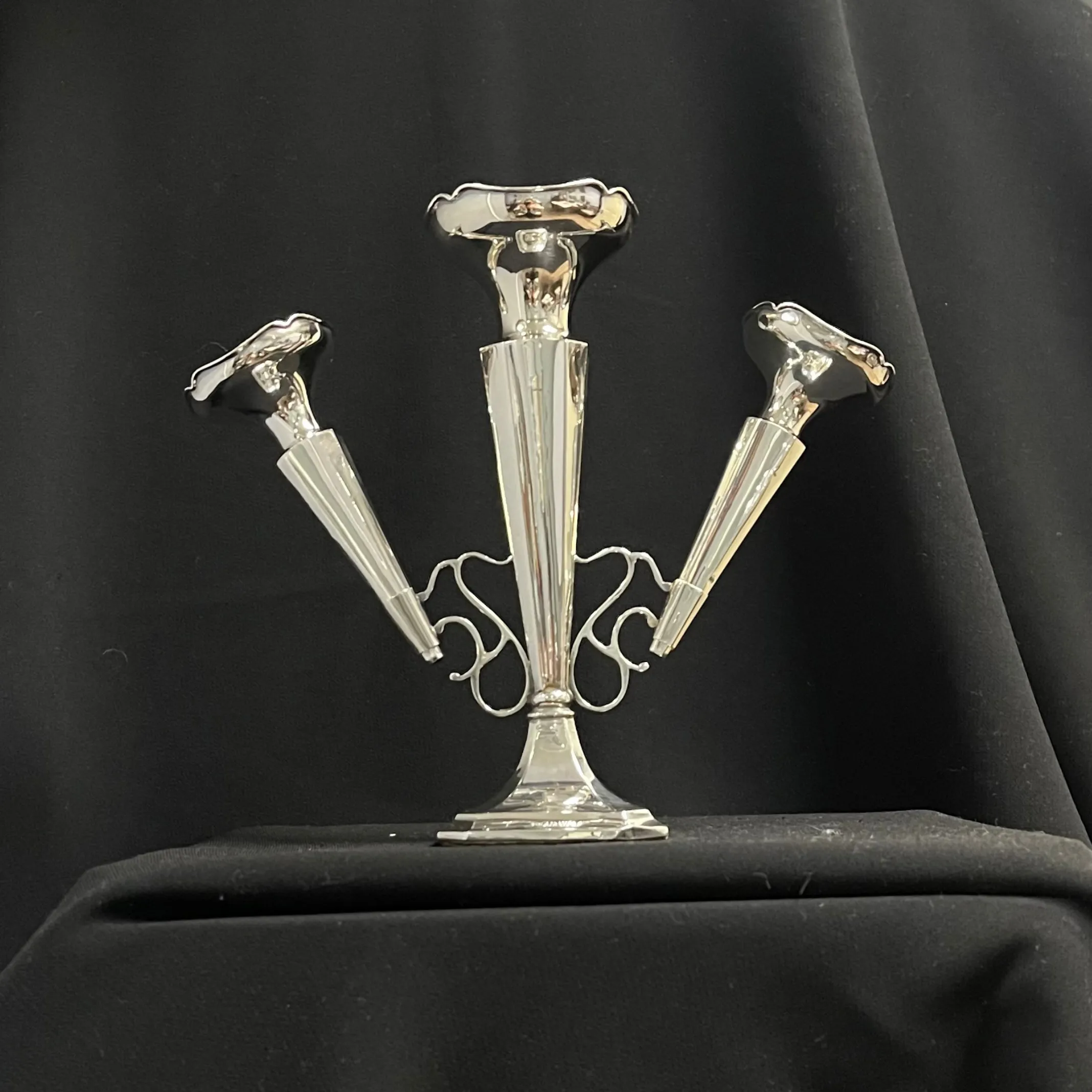 Clark & Sewell (Chester) Sterling Silver Epergne Trumpet Vase Centerpiece 1927