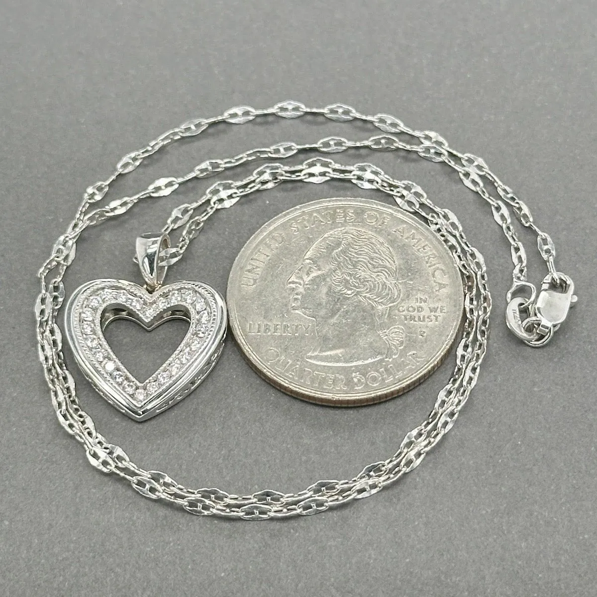 Estate 14K W Gold 0.23ctw G-H/SI1-2 Diamond Heart Pendant