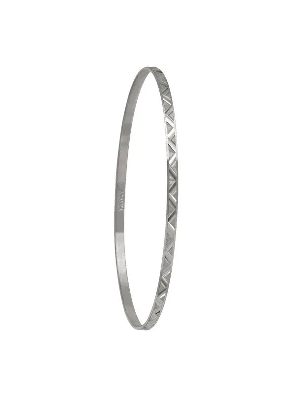 N5901W - 2MM WHITE GOLD DIAMOND CUT SLIP ON BANGLE