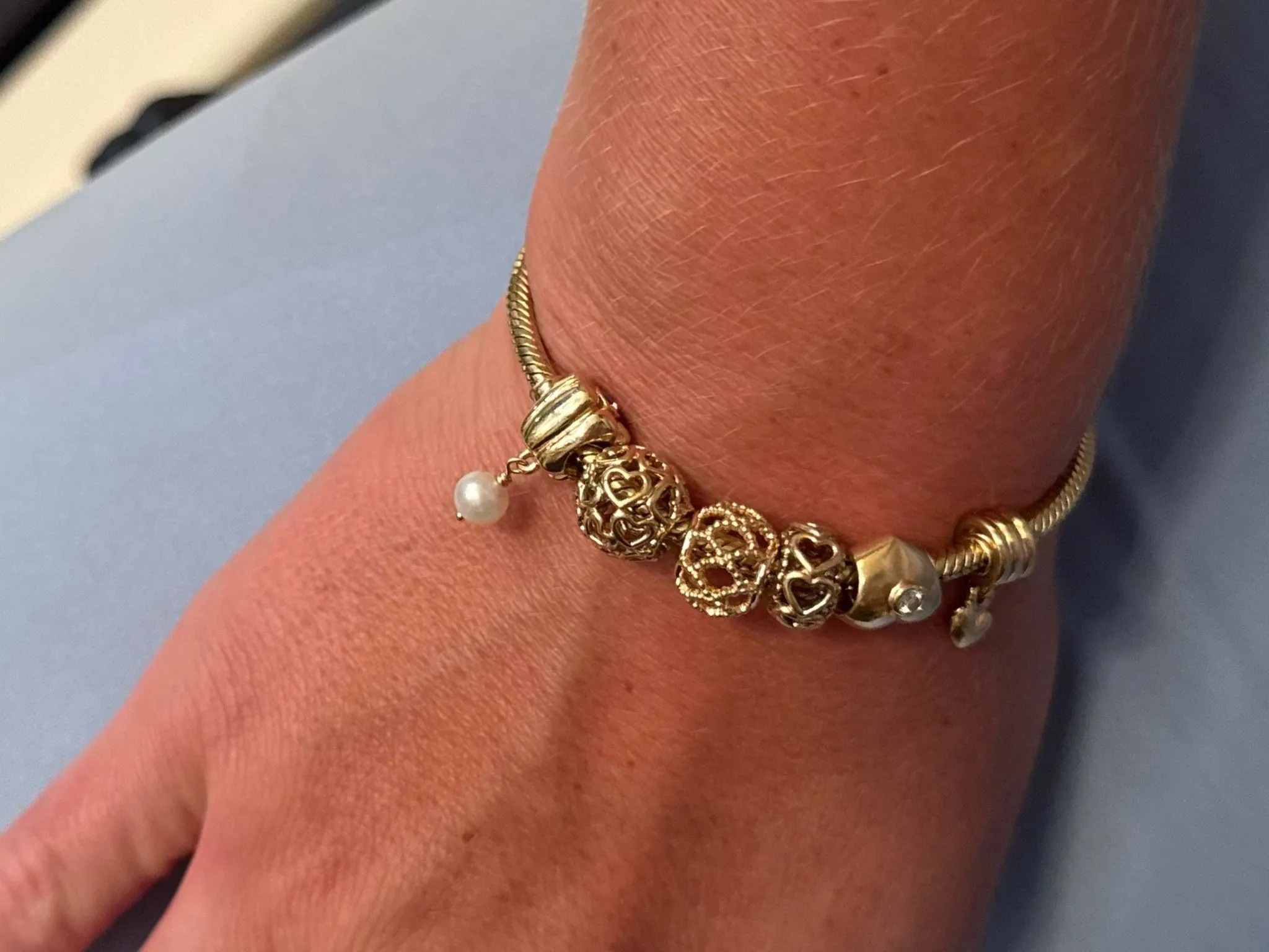 Pandora 14k Solid Yellow Gold 6 Charm Diamond Heart Bracelet