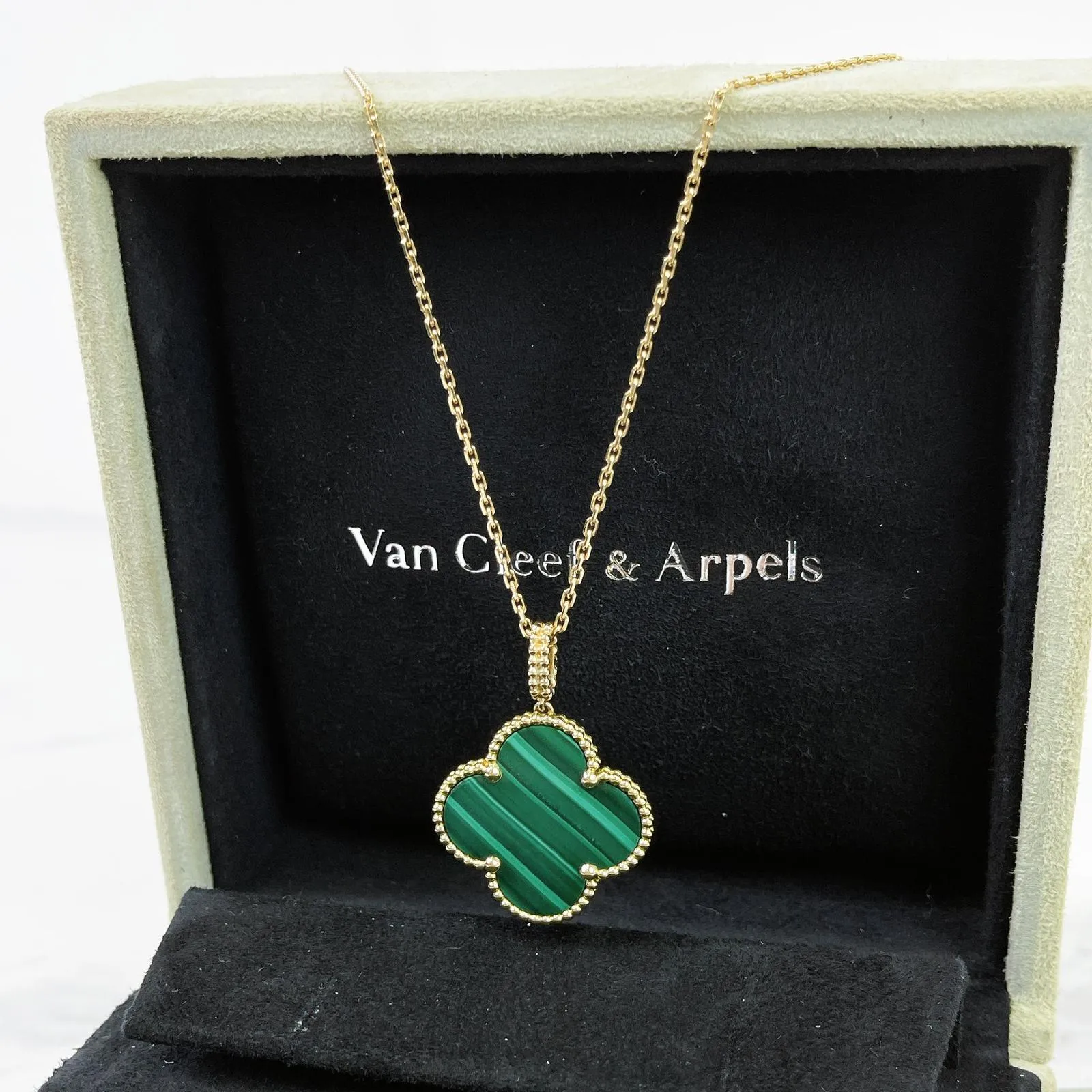 Van Cleef and Arpels Magic Alhambra 1 Motif Pendant and Necklace- Vca