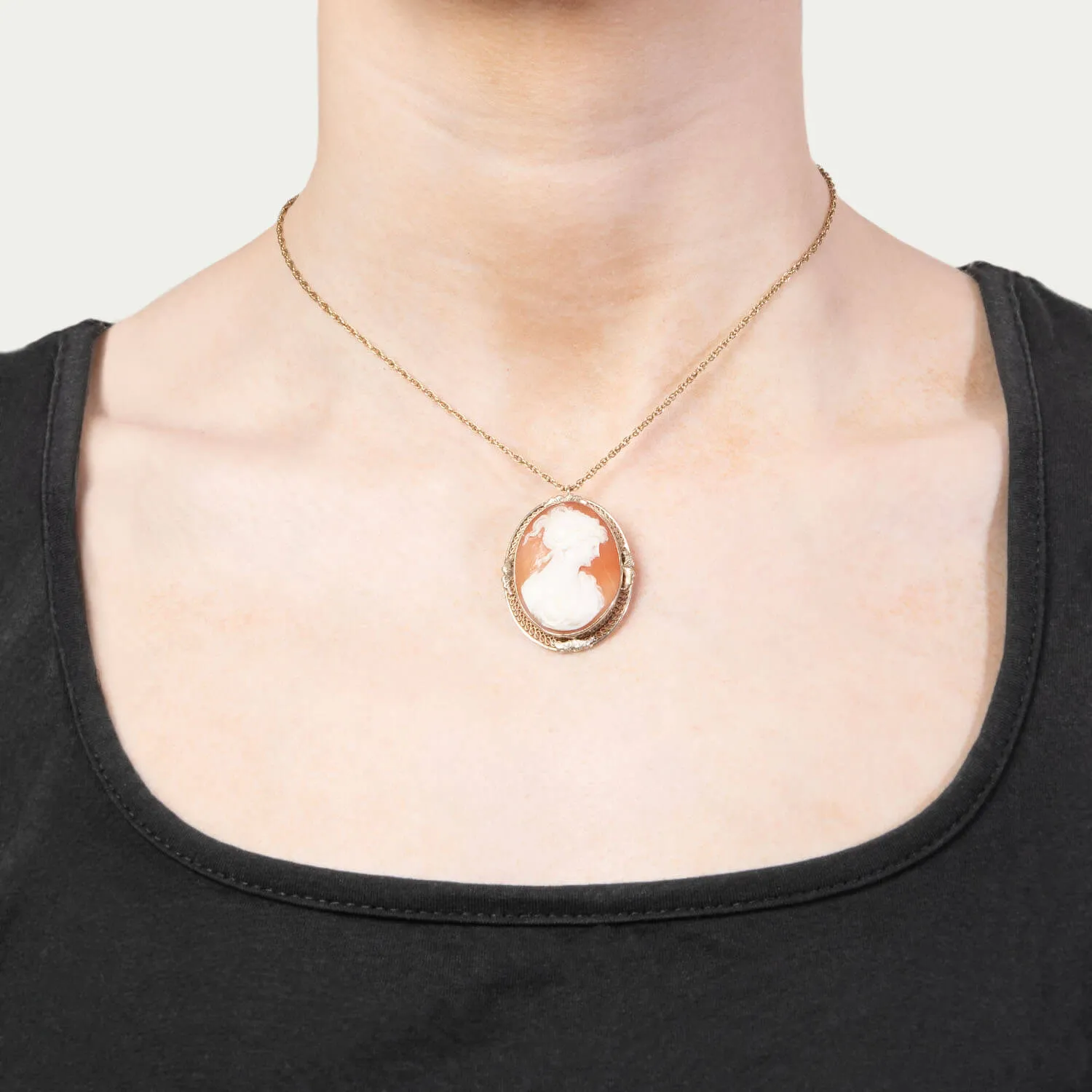 Victorian 14k Shell Cameo Pin/Pendant