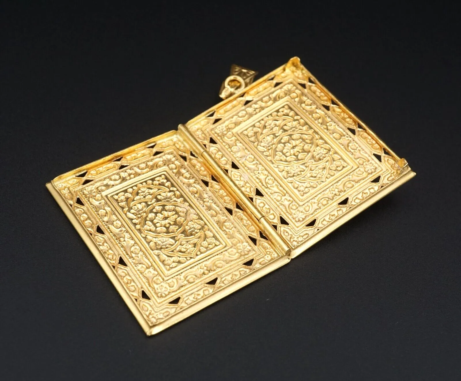 Vintage 21k Yellow Gold Locket Persian Enamel Pendant 2.15" Lefthand Open PG1799