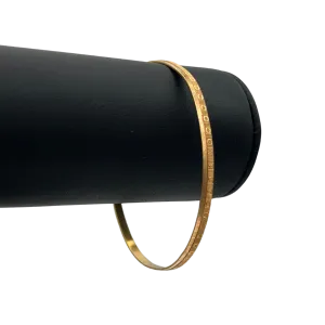 Vintage 21k yellow gold split motif design round bangle